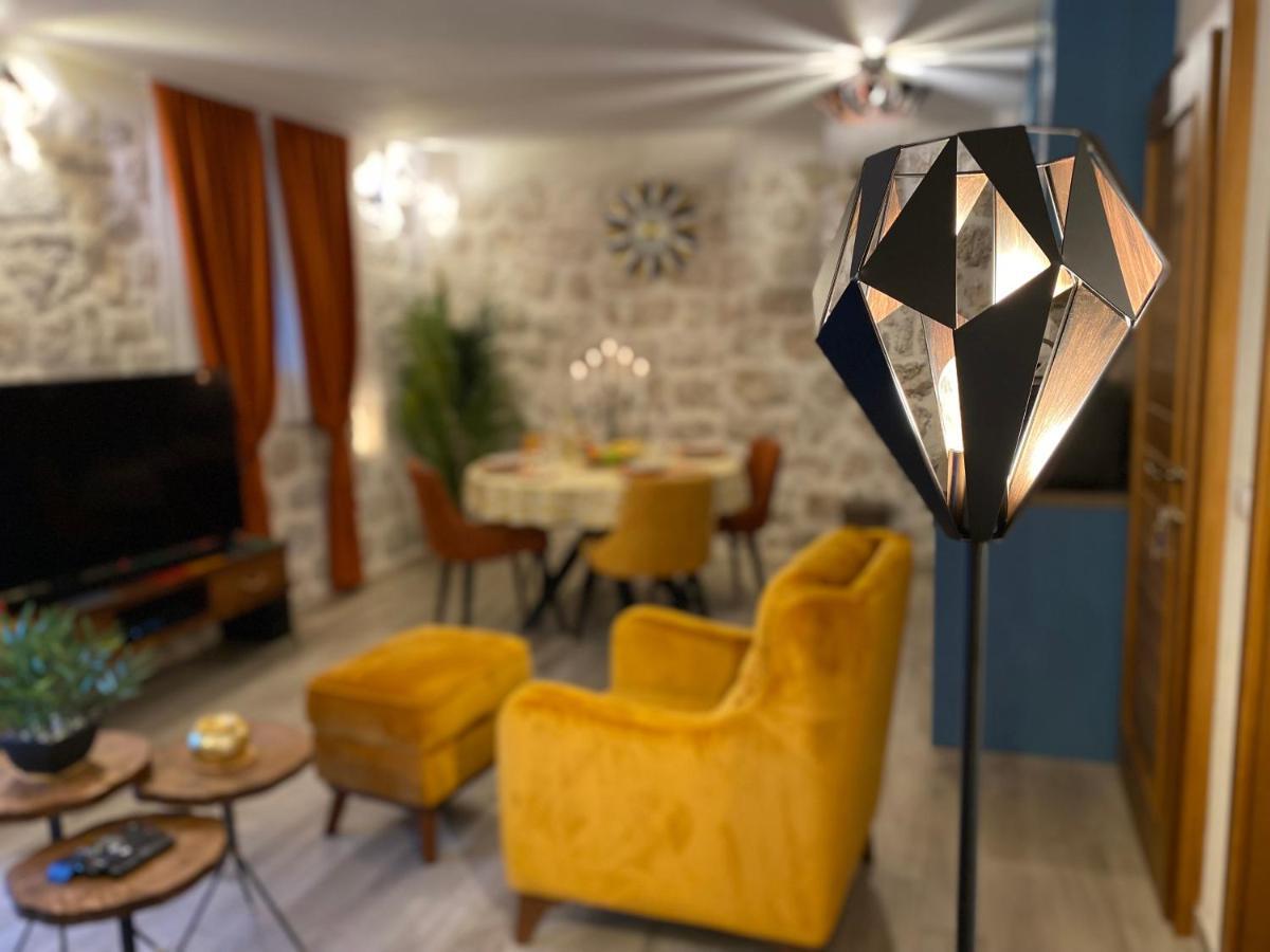 Apartment Caserma Kotor Ngoại thất bức ảnh